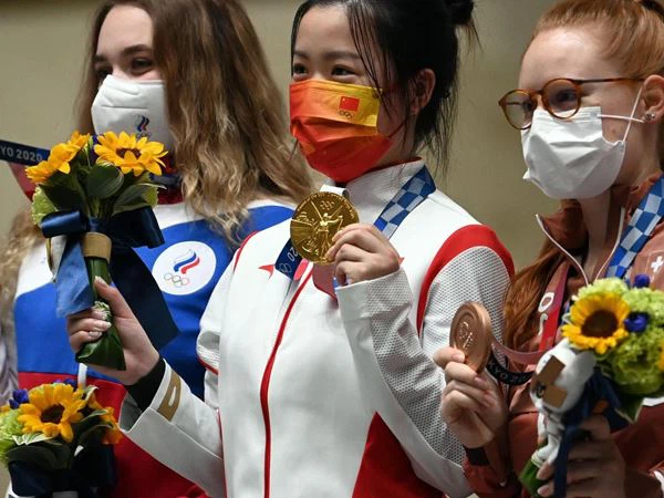 Yanqian võitis 2020. aasta Tokyo 1. kulla (HTF DWDM-i meeskonna õnnitlused)